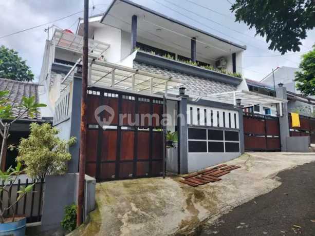 Rumah Cantik Modern Cimanggu Permai Akses Tol dan Stasiun