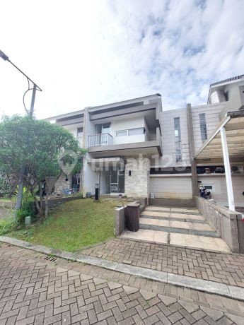 Rumah Modern 2 Lantai di Royal Tajur Bogor 