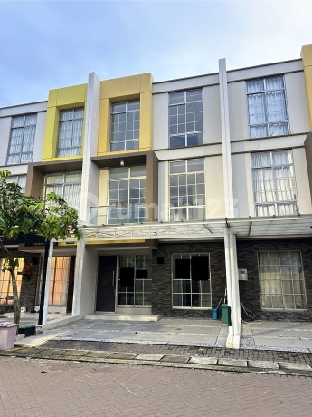 Jual Cepat Bu bisa KPR Rumah Pik 2 3Lantai Depan Taman Lebar 6
