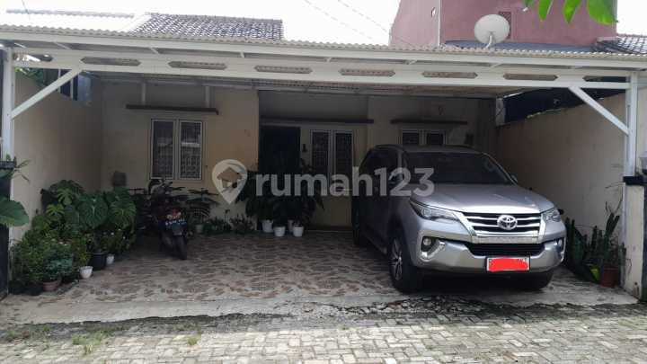 Jual Rugi Rumah Green Palm Residence Puspitek Tangerang Dijual Furnished SHM
