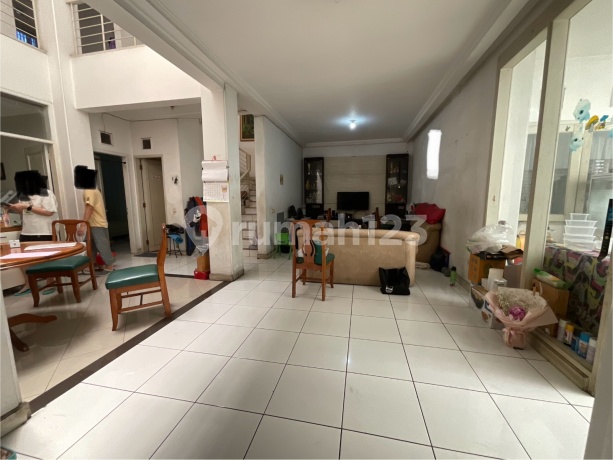 Rumah 2 Lantai Mustang, SHM Dekat Tol Pasteur , Hadap Timur Kumala Garden Bandung