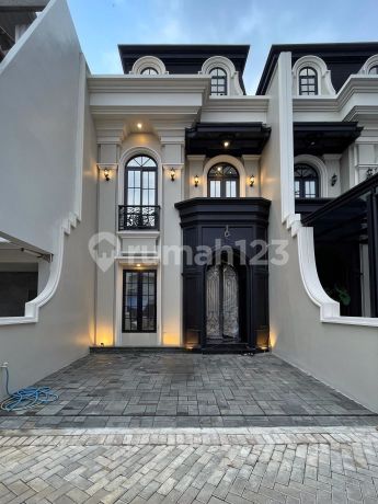 Rumah Baru Mewah Dalam Townhouse Besar di Jagakarsa Jaksel Rumah Baru Mewah Dalam Townhouse Besar di Jagakarsa Jaksel