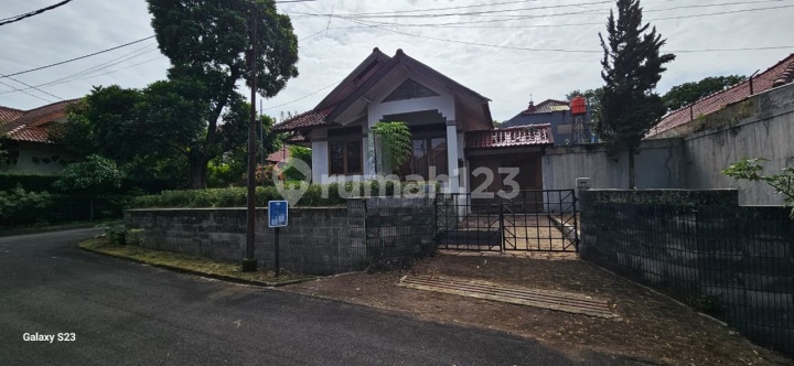 Rumah Luas Hitung Tanah di Fajar Raya Estate, Cimahi