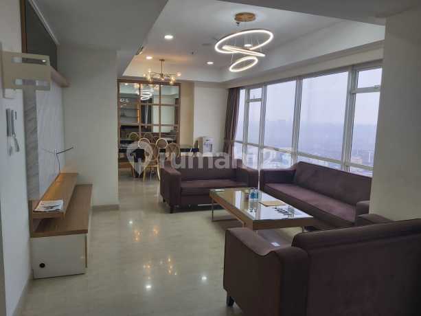 Menteng Park Apartment 3 Bedroom Size 173M With Nice View City In Top Floor. Combine Unit, Special Unit Menteng Park Apartment 3 Bedroom Size 173M With Nice View City In Top Floor. Combine Unit, Special Unit