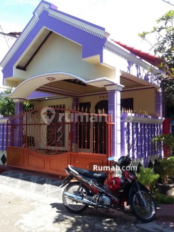 Rumah Dan Hook Di Cluster Alamanda Regency Karangsatria Tambun Utara Bekasi