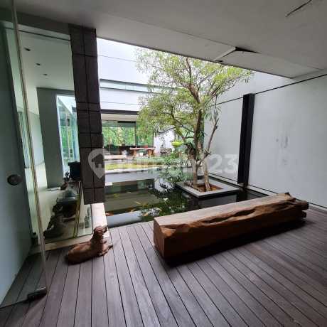 Rumah Lotus Palace. Hitung Tanah