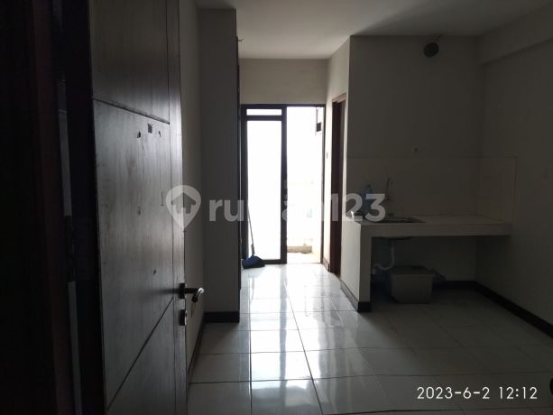 Apartemen Lagoon Betos terbesar di Bekasi unit unfurnished