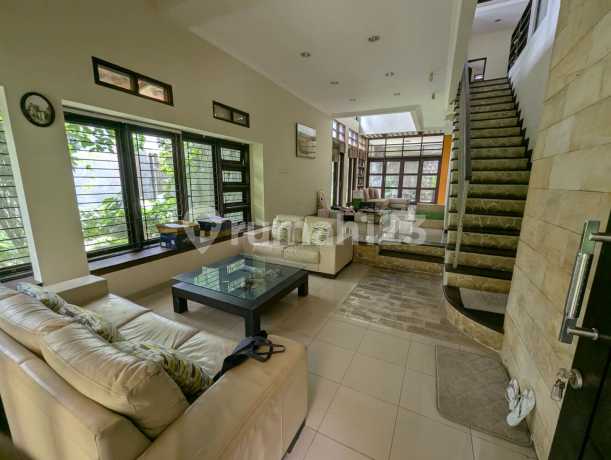 Runah Bagus SHM Sentul City Hadap Taman di Mediterania Golf Hil