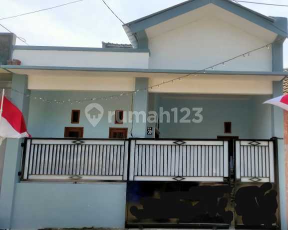 Ready-to-Occupy House with SHM 1.5 Billion, Taman Gunung Anyar Ready-to-Occupy House with SHM 1.5 Billion, Taman Gunung Anyar