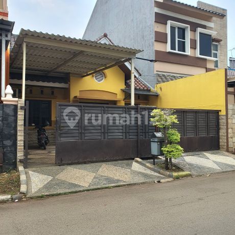 Beautiful House in Metland Tambun Bekasi Housing Estate
