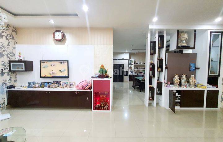 Dijual Villa Mutiara Palace