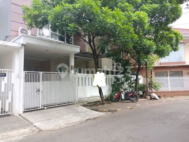 Rumah 2 Lantai Siap Huni Di Bintaro Jaya Dekat Bintaro Plaza Dan Sekolah Tinggi Negara
