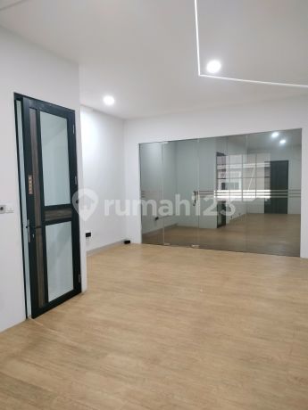 Green Lake City Ruko CBD