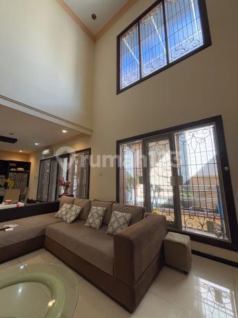 Rumah Asri Hommy Terawat Siap Huni Regency 21