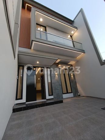 Perum Nginden Intan Geometric Arstistic New House Perum Nginden Intan Geometric Arstistic New House