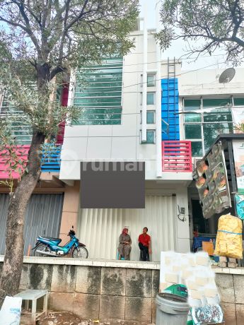 Ruko Siap Pakai Di Citraland Utara, Row Jalan 4 Mobil