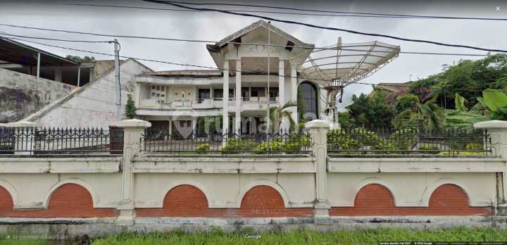 Rumah Luas Hitung Tanah Saja, Lokasi Super Strategis di Puncak Permai Rumah Luas Hitung Tanah Saja, Lokasi Super Strategis di Puncak Permai