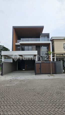 New Modern Minimalist House, High Spec Materials One Step to Fresh Market Citraland
