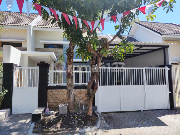 JUAL RUMAH VALENCIA TERRACE