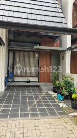 Affordable House in BSD, Furnished, in front of Fleekhauz Park Affordable House in BSD, Furnished, in front of Fleekhauz Park