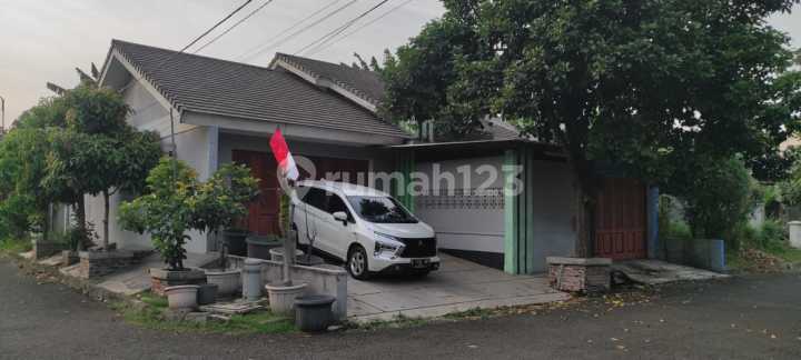 Dijual rumah the Grand Sentul Cluster Holly rumah hook