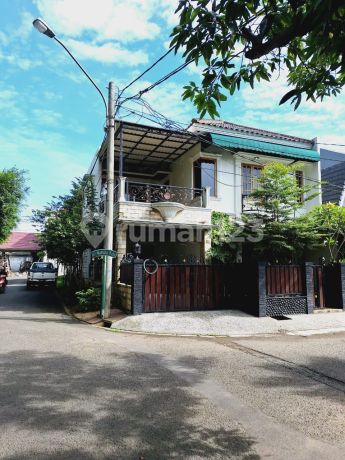 House Position Hook Ready to Live Victoria Sentul City