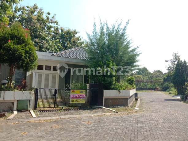 Dijual dan Disewakan Rumah Mewah Lokasi Candi Golf Semarang