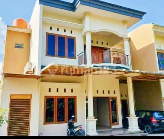 Rumah 2 Lantai Villa Durian Banyumanik Semarang 
