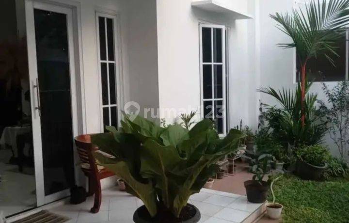 Rumah Jati Raya Indah Banyumanik Semarang 