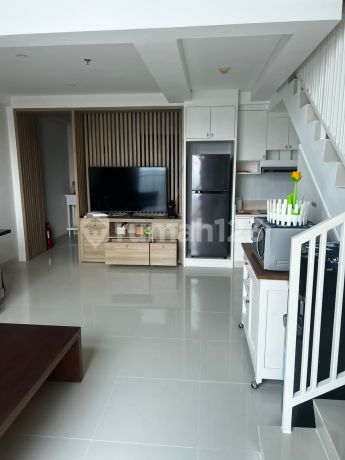 Unit Soho Podomoro City Semi Furnished untuk Hunian Disewakan Tipikal Melrose Unit Soho Podomoro City Semi Furnished untuk Hunian Disewakan Tipikal Melrose