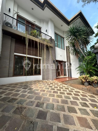 2-Story House in Kelapa Gading with 4 Bedrooms.shm 2-Story House in Kelapa Gading with 4 Bedrooms.shm