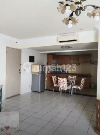 Apartemen Taman Rasuna Tower 8 2 Kamar Tidur Semi Furnished