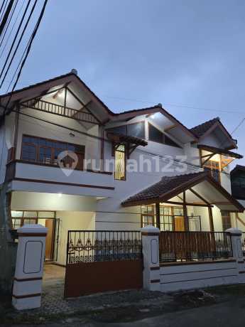 Rumah Bagus Terawat Di Griya Bandung Asri Bojongsoang Bandung