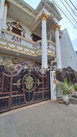 Rumah 3 Lantai 2 Muka Depan Dan Belakang Siap Huni Rumah 3 Lantai 2 Muka Depan Dan Belakang Siap Huni