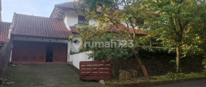 Rumah Hook Luas Asri Kawasan Elit Villa Duta Kota Bogor