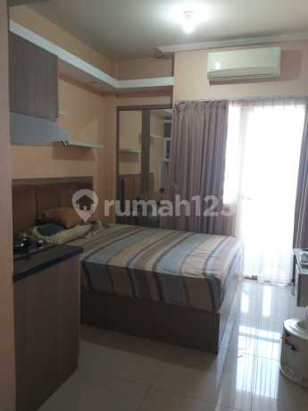 The green pramuka apartment residence unit studio tower mall 