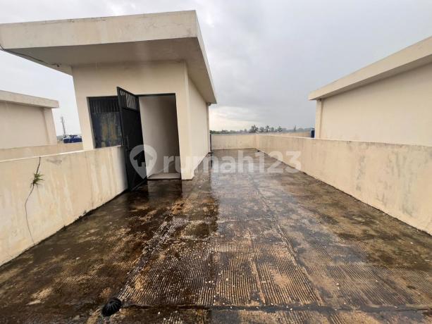 Vivo Business Park, Jl. Pembangunan Iii, Neglasari, Tangerang, Kawasan Bisnis Multiguna..Dijual Ruko 3 Lt Siap Pakai, Ada Rooftop, Lokasi Belakang Bandara Soetta, Akses Kontainer 40F, Bebas Banjir, Shgb.-Rr Vivo Business Park, Jl. Pembangunan Iii, Neglasari, Tangerang, Kawasan Bisnis Multiguna..Dijual Ruko 3 Lt Siap Pakai, Ada Rooftop, Lokasi Belakang Bandara Soetta, Akses Kontainer 40F, Bebas Banjir, Shgb.-Rr