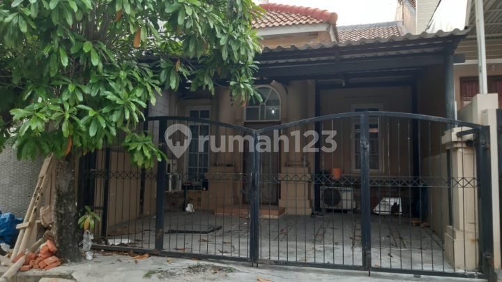 Taman Semanan Indah, Cengkareng, Jakbar..Dijual Rumah 1 Lt, Kondisi Masih Tersewa Sampai November 2025, Hadap Tenggara, Listrik 2200w, Air Tanah, SHM.