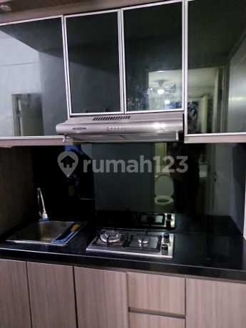 08. Disewakan Apartemen Tanglin 2 Br Full Furnish Cantik Dan Bersih