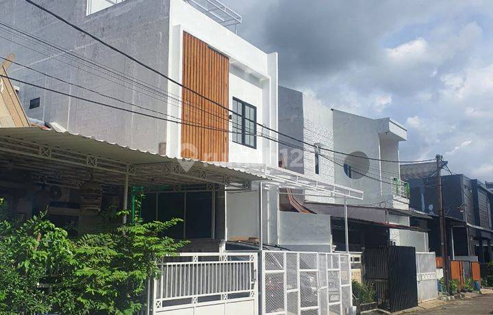 Rumah 3 Lantai Cibubur City Siap Huni