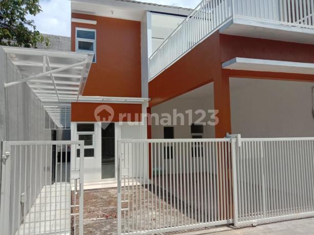 DiJual Rumah Baru 2 Lantai Siap Huni Di Perumahan Guruminda Arcamanik Kota Bandung.