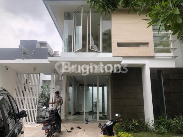 RUMAH 2 LT DI GRANADA PAKUWON INDAH SURABAYA BARAT