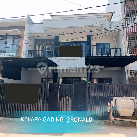 GOOD DEAL!! RUMAH MINIMALIS JLN LEBAR DI KELAPA GADING PERMAI