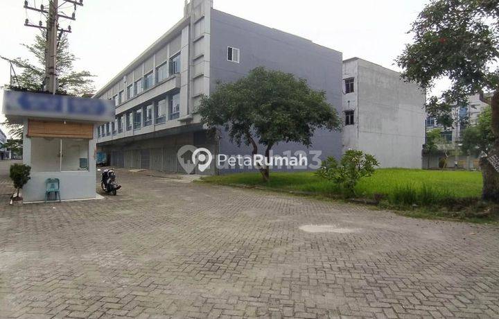 RUKO GANDENG JALAN PADANG GOLF KOMPLEK CBD POLONIA