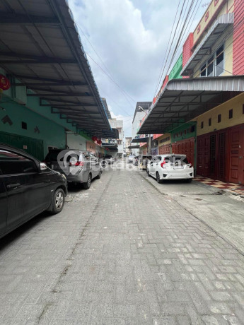 Villa Jalan Brigjend Katamso Komplek Flora Kuning Mas | Johor Region