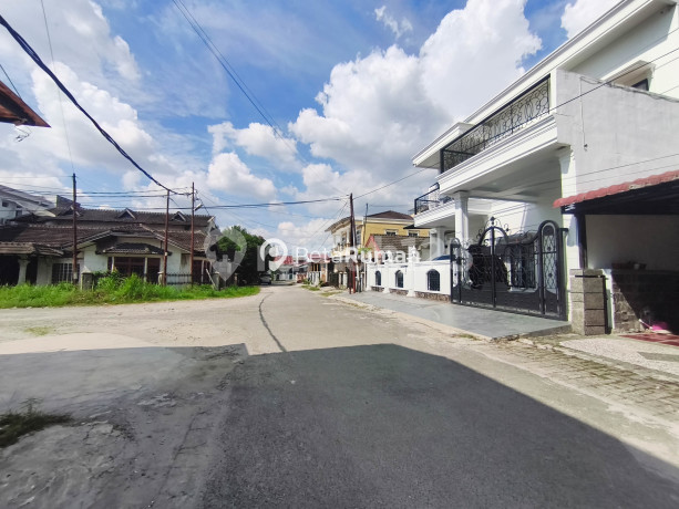 Rumah Jalan Karya Wisata Komplek Johor Indah Permai I | Daerah Johor Rumah Jalan Karya Wisata Komplek Johor Indah Permai I | Daerah Johor