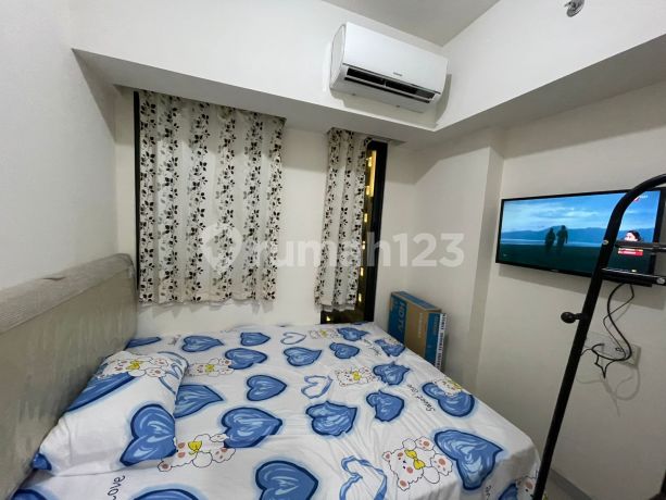 Osaka Riverview Pik2 Studio Apartment Semi-Furnished For Rent