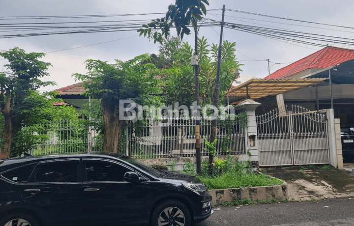 RAYA KRIS KENCANA LOKASI STRATEGIS