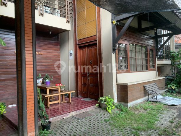Rumah bagus Salendro Turangga Buah Batu Bandung