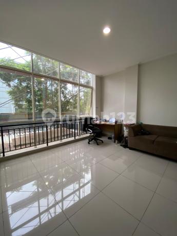 Ruko Golf Island 4 lantai Lokasi Bagus Jalan Lebar Tidak Terhalang Bangunan